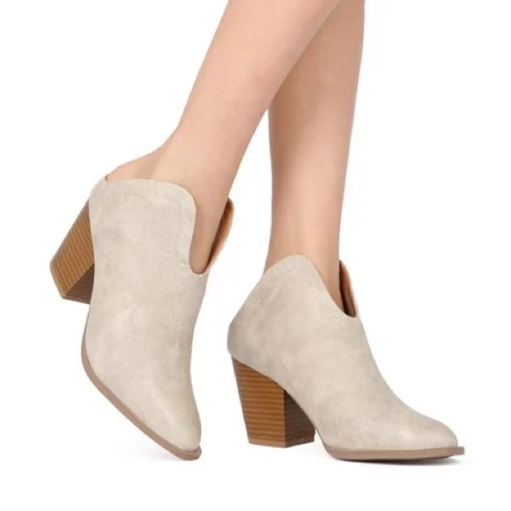 Qupid Pointy Toe Plunging Block Heel Booties Mule Slid Ons